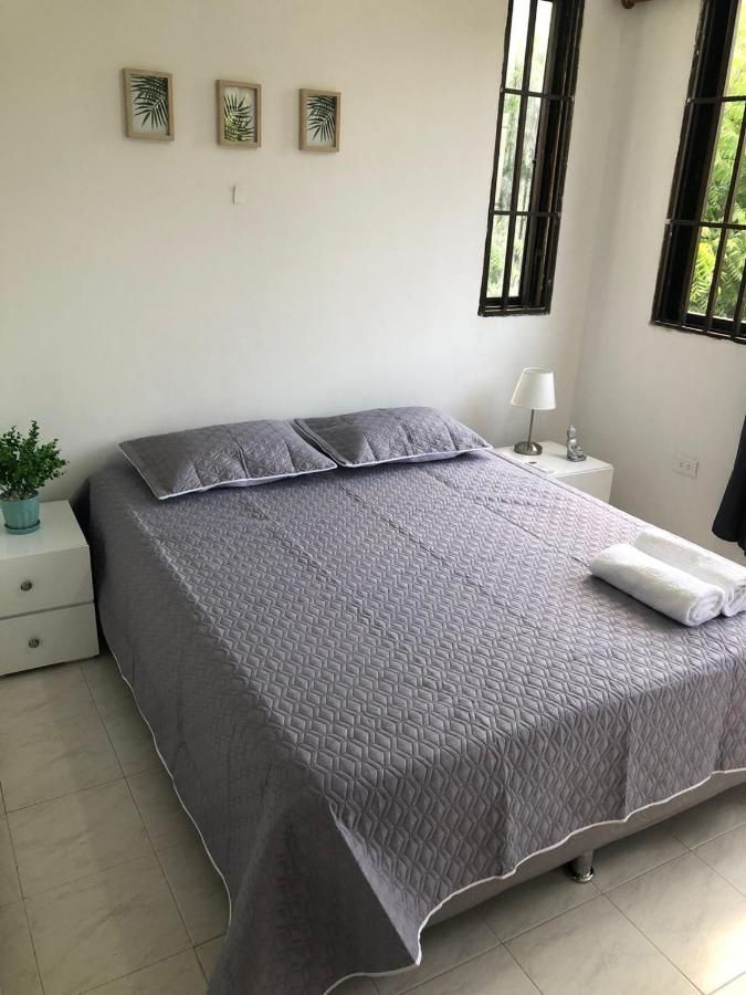 Habitaciones Independientes Cerca Al Aeropuerto 3 Cartagena Dış mekan fotoğraf