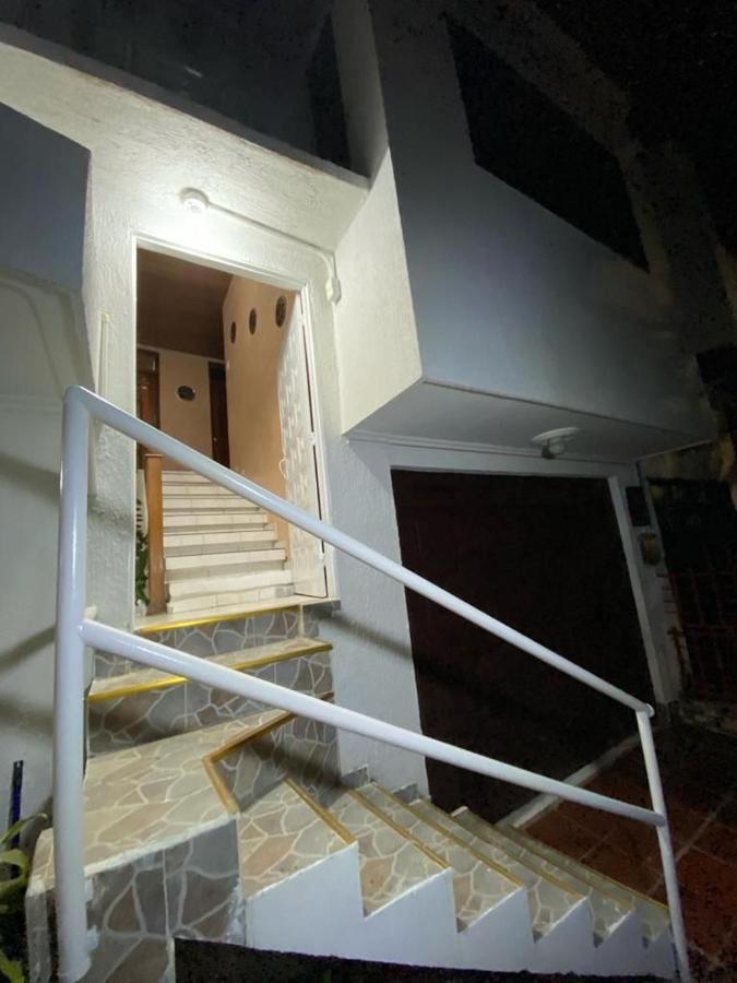 Habitaciones Independientes Cerca Al Aeropuerto 3 Cartagena Dış mekan fotoğraf