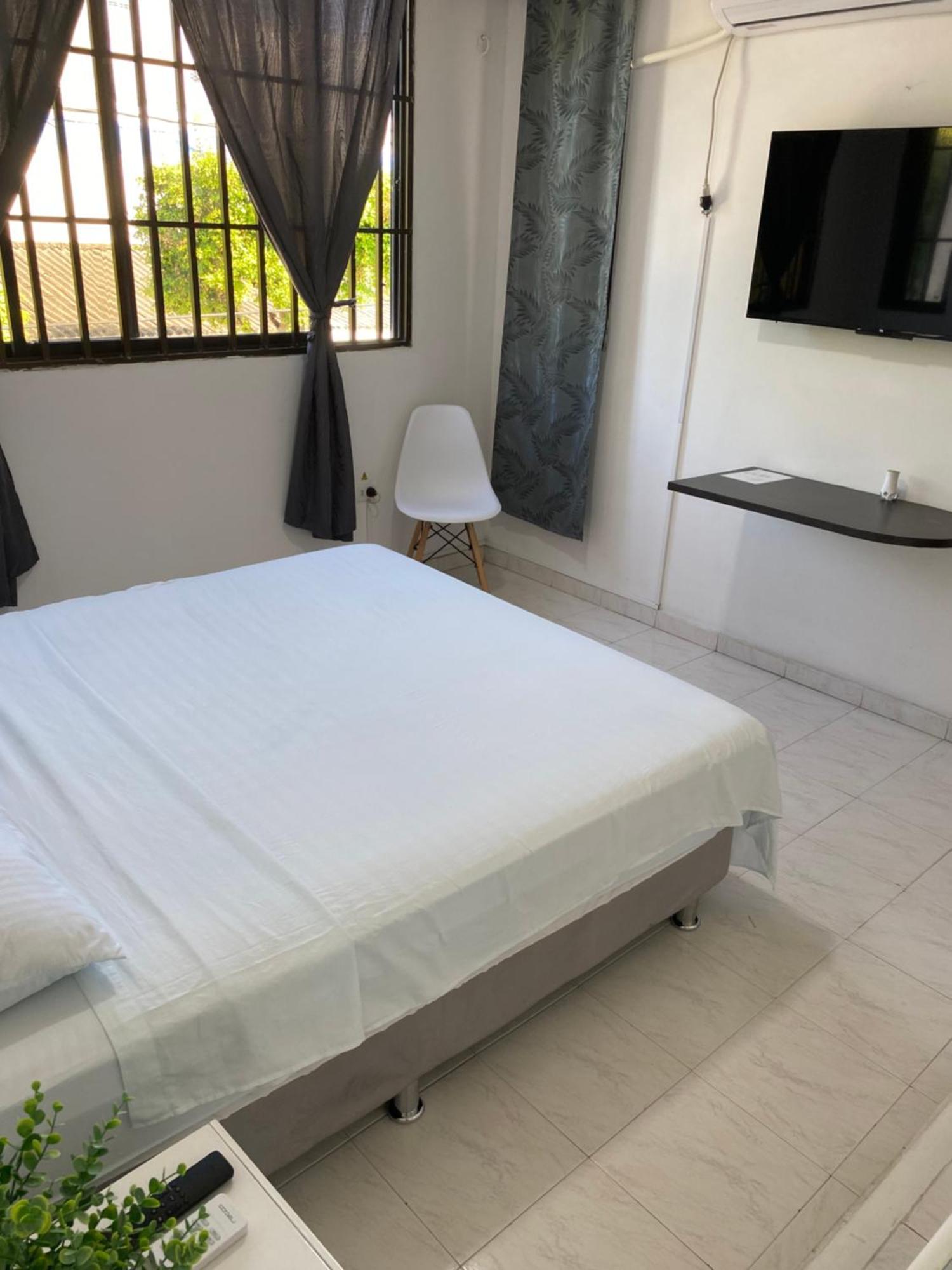 Habitaciones Independientes Cerca Al Aeropuerto 3 Cartagena Dış mekan fotoğraf